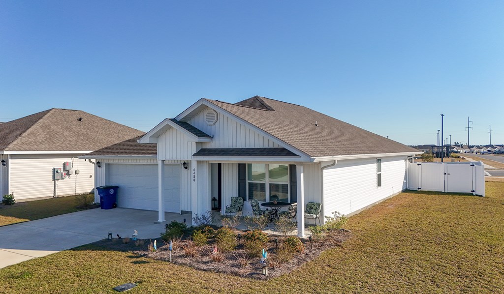 6480 Slabinski Ln, 32404