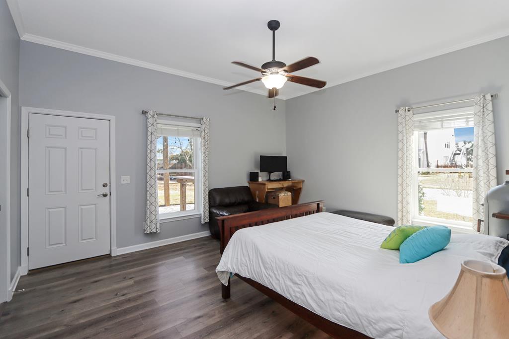 193 Lightkeepers Dr, Port St. Joe 32456