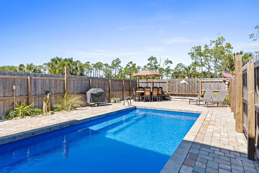 718 Indian Pass Rd, Port St. Joe 32456