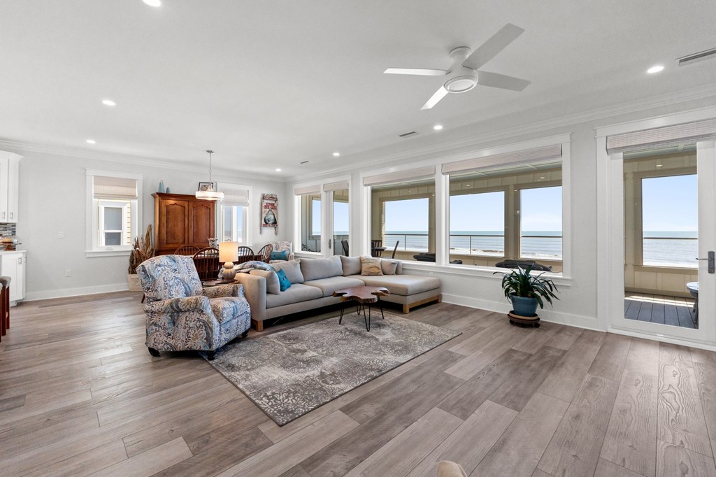 718 Indian Pass Rd, Port St. Joe 32456