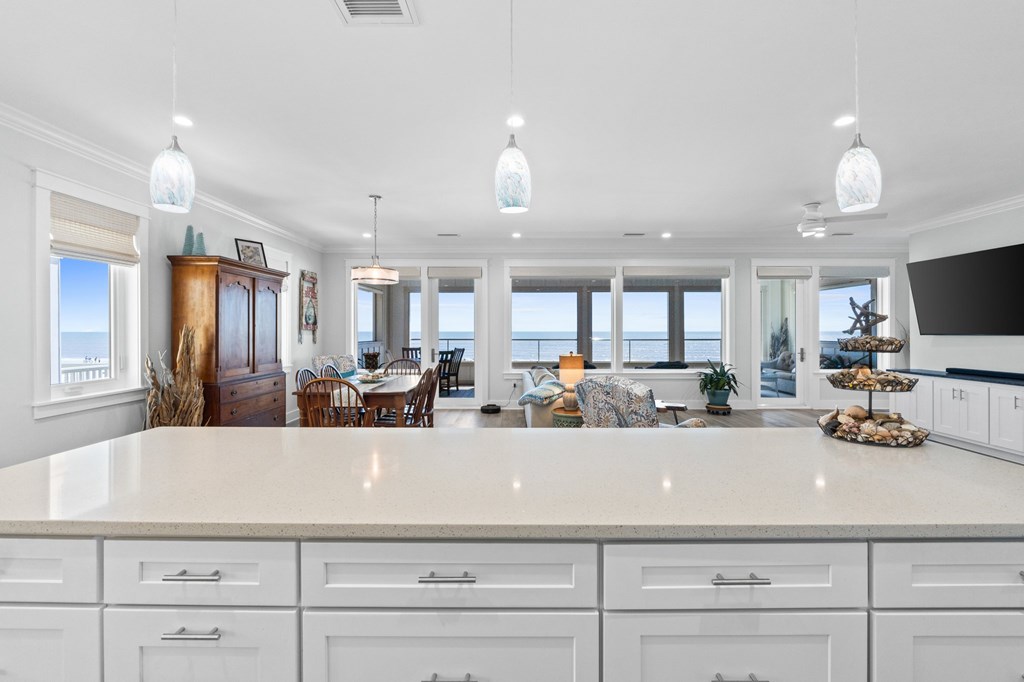 718 Indian Pass Rd, Port St. Joe 32456