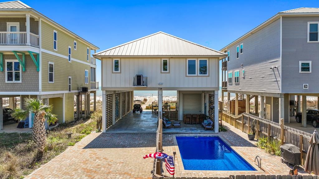 718 Indian Pass Rd, Port St. Joe 32456