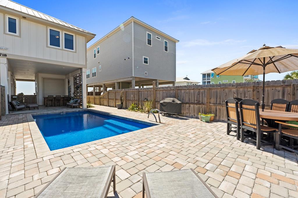 718 Indian Pass Rd, Port St. Joe 32456