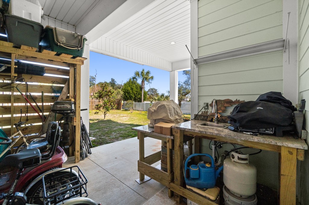 7766 Americus Ave, Port St. Joe 32456