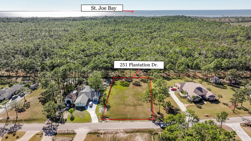 251 Plantation Dr, Port St. Joe 32456