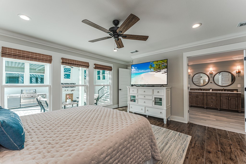 1305 Monument Ave, Port St. Joe 32456