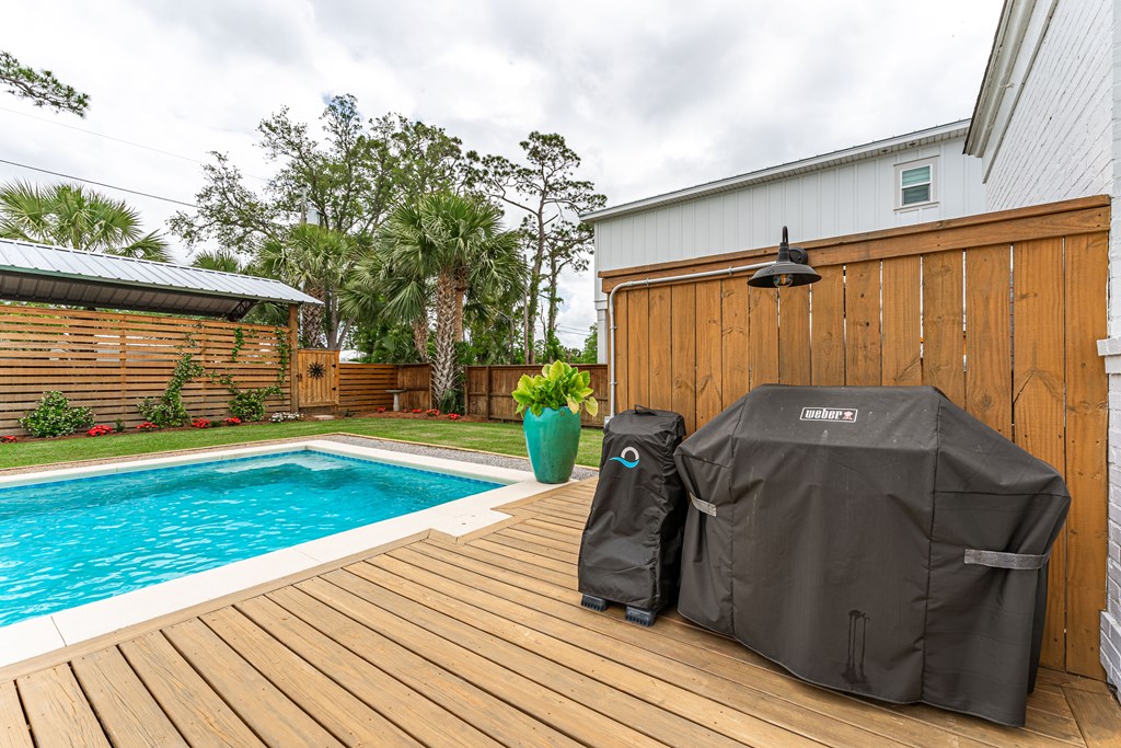 1305 Monument Ave, Port St. Joe 32456