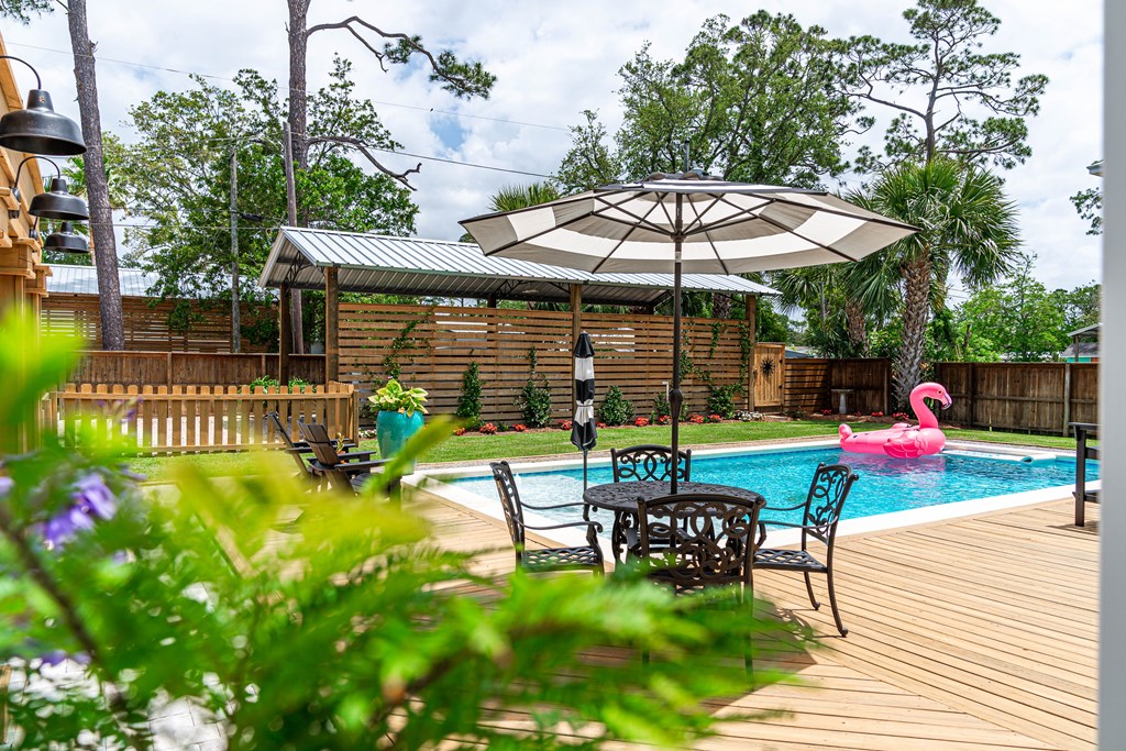 1305 Monument Ave, Port St. Joe 32456