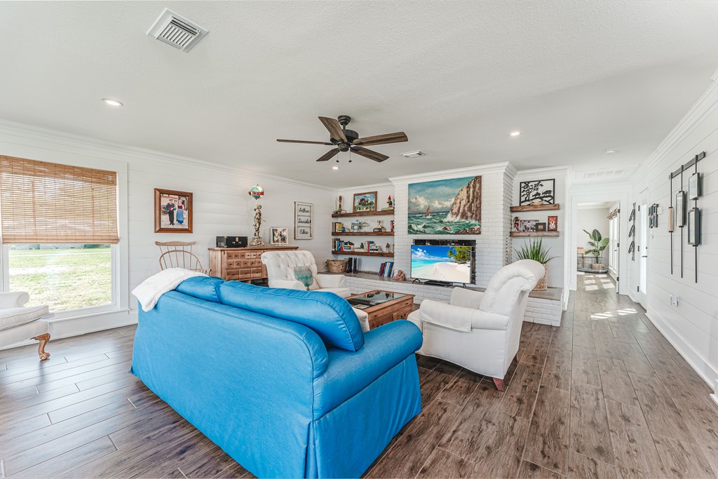 1305 Monument Ave, Port St. Joe 32456