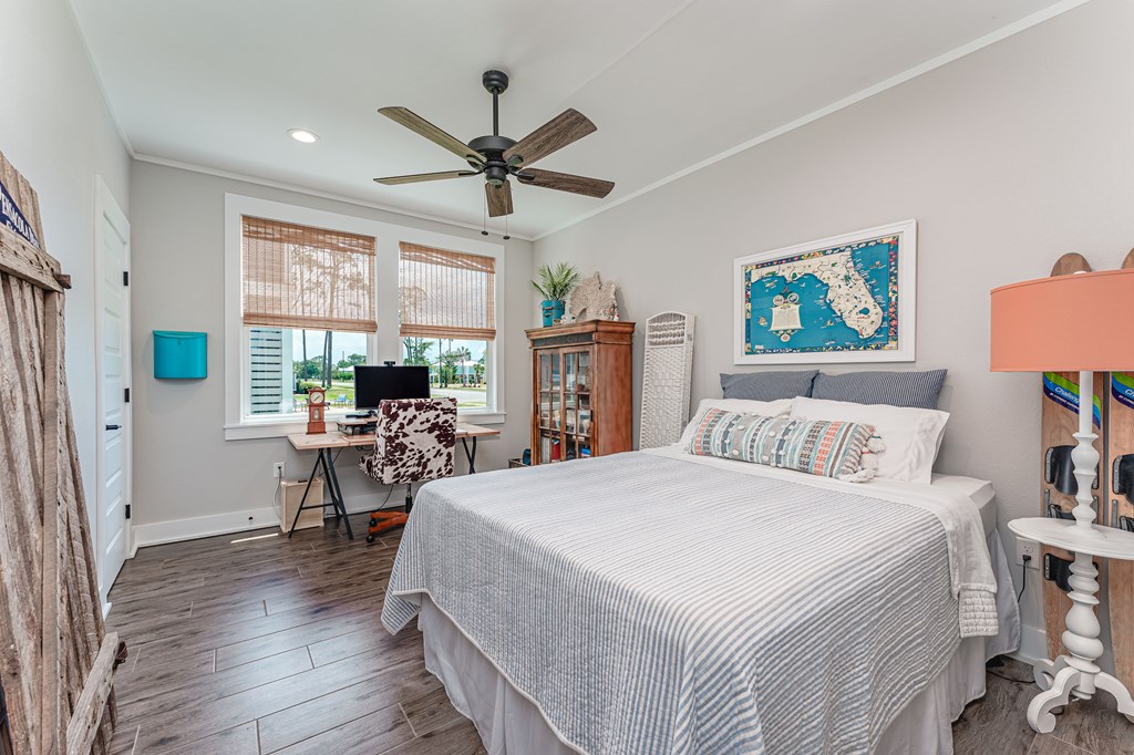 1305 Monument Ave, Port St. Joe 32456