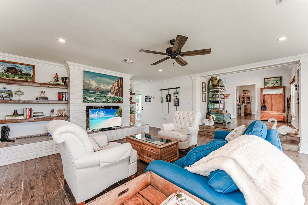 1305 Monument Ave, Port St. Joe 32456