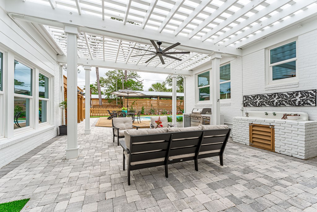 1305 Monument Ave, Port St. Joe 32456