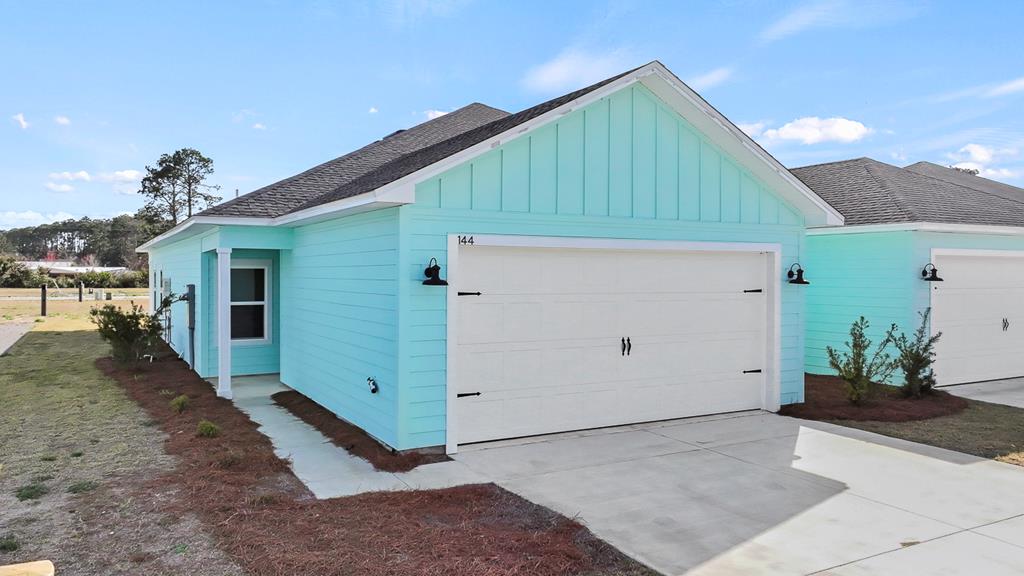 144 Canvas Ln, Port St. Joe 32456