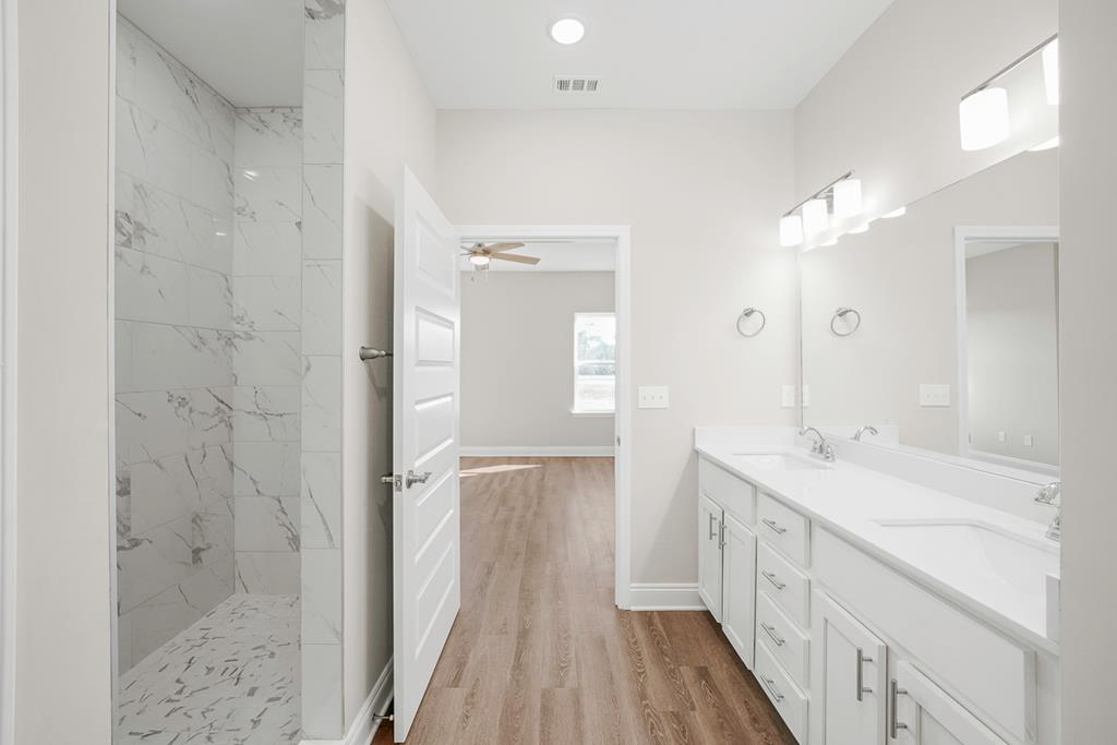 144 Canvas Ln, Port St. Joe 32456