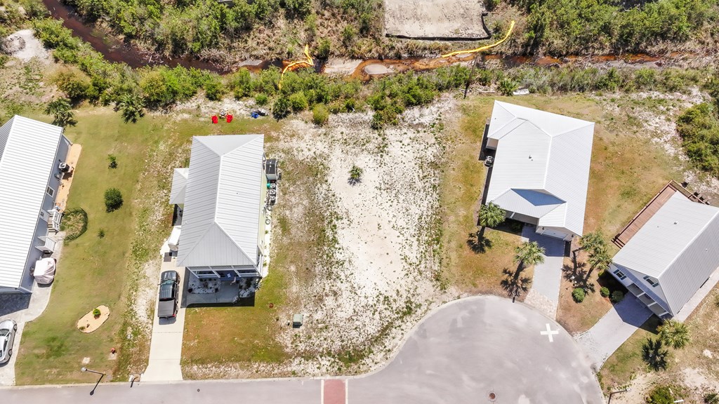 211 Kendra Davis Blvd, 32456