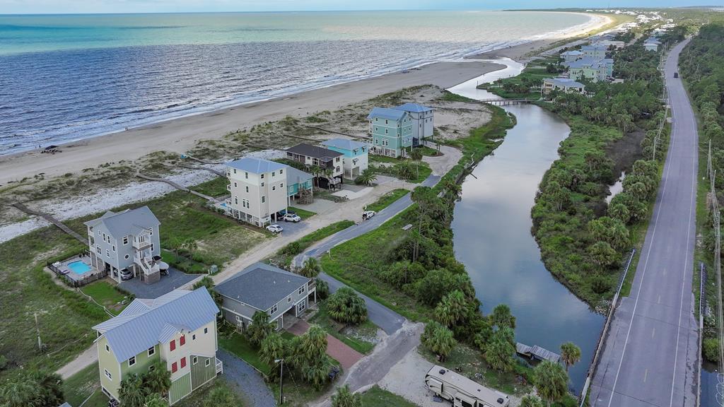 1 Sweetwater Shores Dr, Port St. Joe 32456