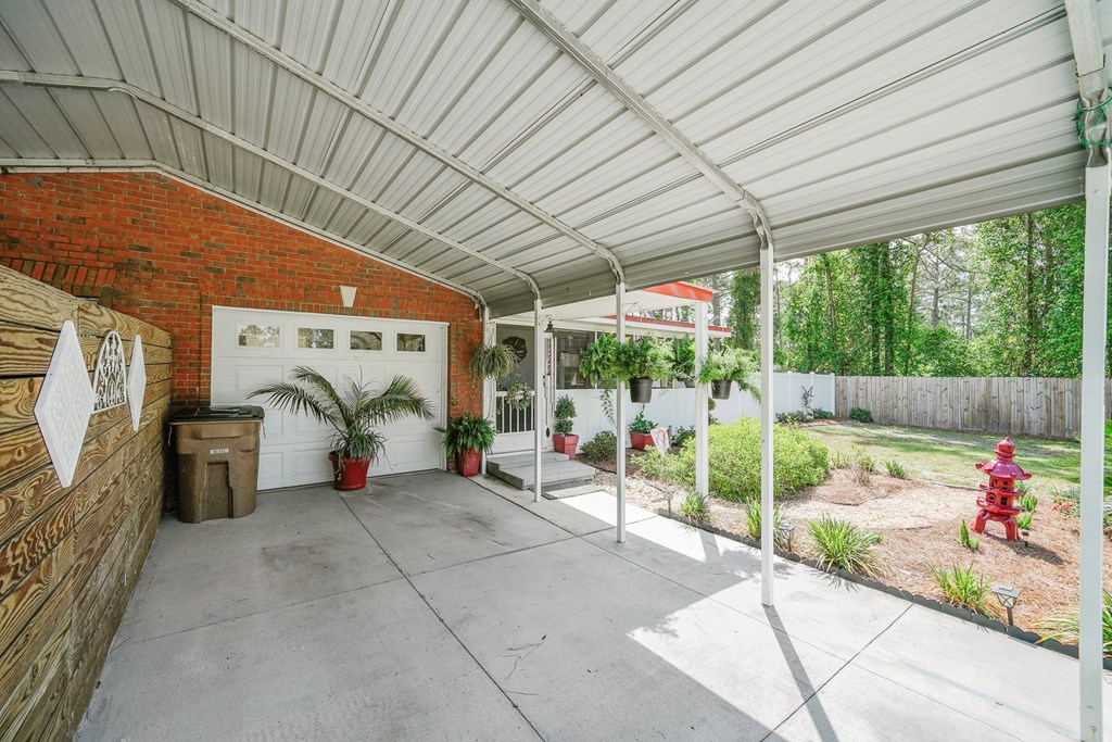 277 Country Club Rd # 2, Port St. Joe 32456 Unit: A-2