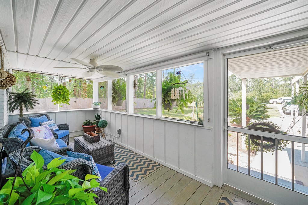 277 Country Club Rd # 2, Port St. Joe 32456 Unit: A-2