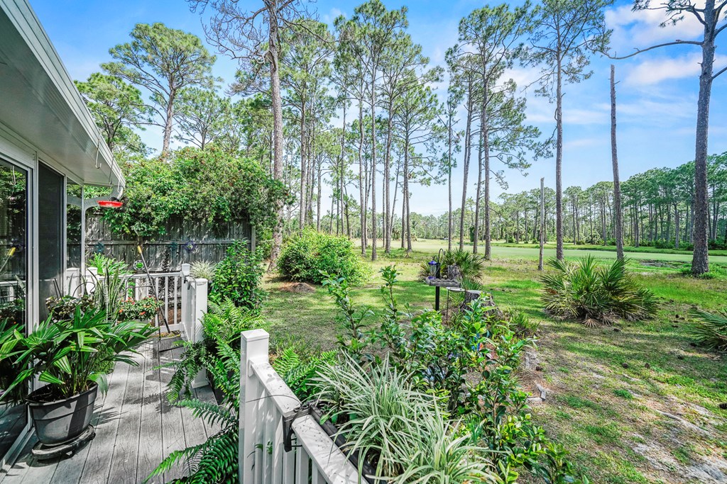 277 Country Club Rd # 2, Port St. Joe 32456 Unit: A-2