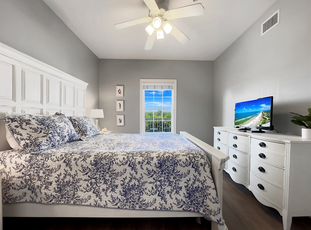 198 Club Dr # 2a, Port St. Joe 32456 Unit: 2a