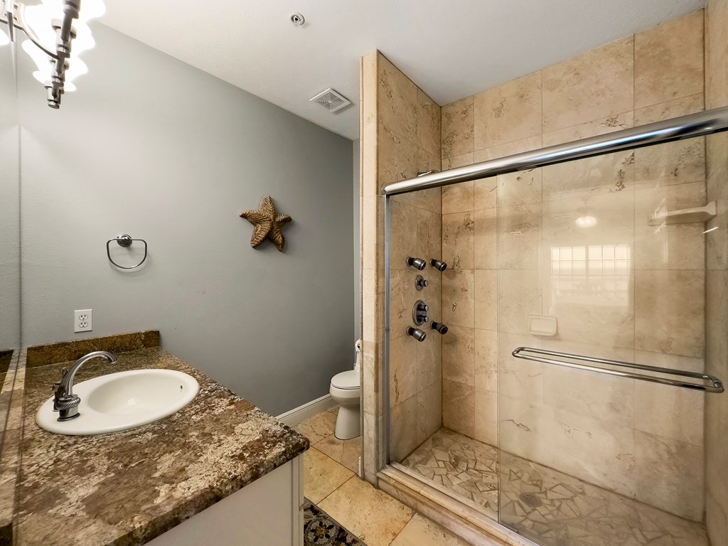 198 Club Dr # 2a, Port St. Joe 32456 Unit: 2a