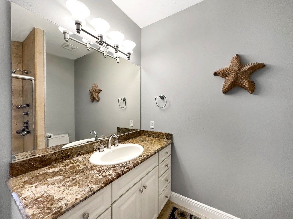 198 Club Dr # 2a, Port St. Joe 32456 Unit: 2a