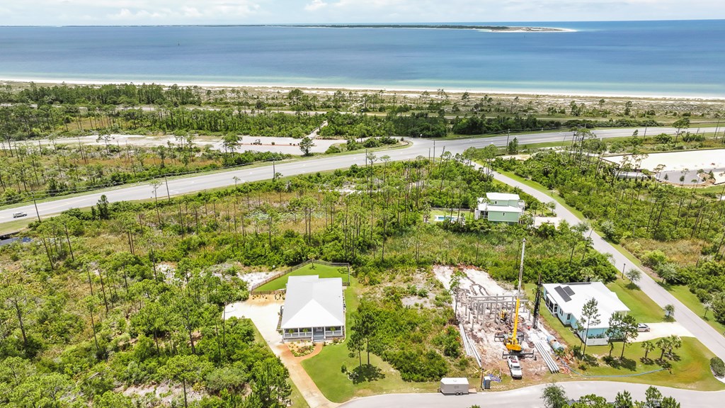 205 Sting Ray Ln, Port St. Joe 32456