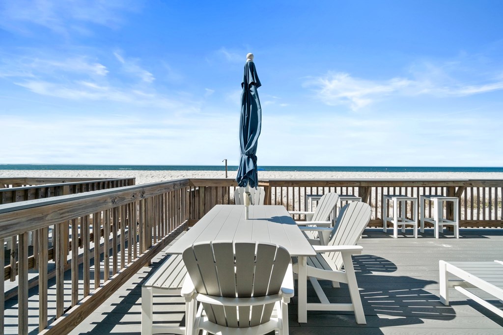 1305 Hwy 98, 32456