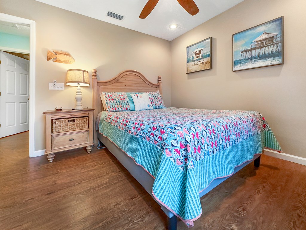106 Mariner Ln, 32456