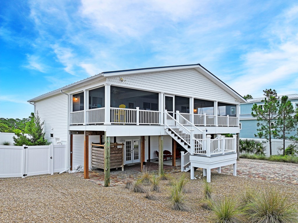 106 Mariner Ln, 32456