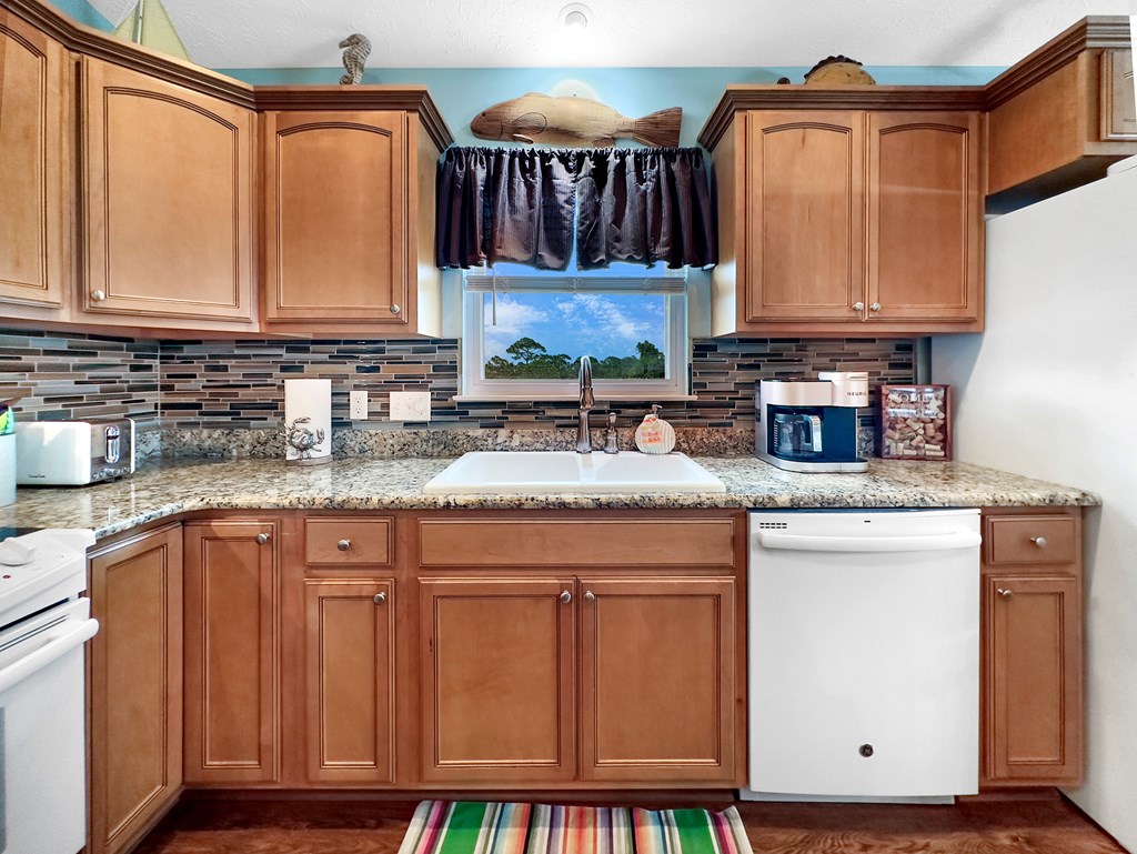 106 Mariner Ln, 32456