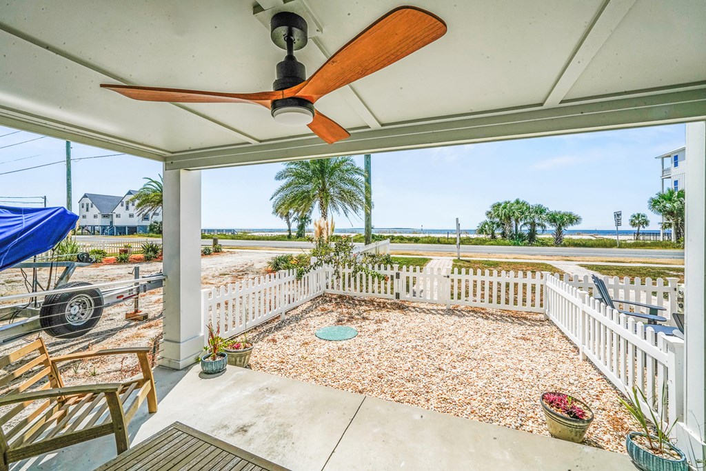 7166 Hwy 98 W, Port St. Joe 32456