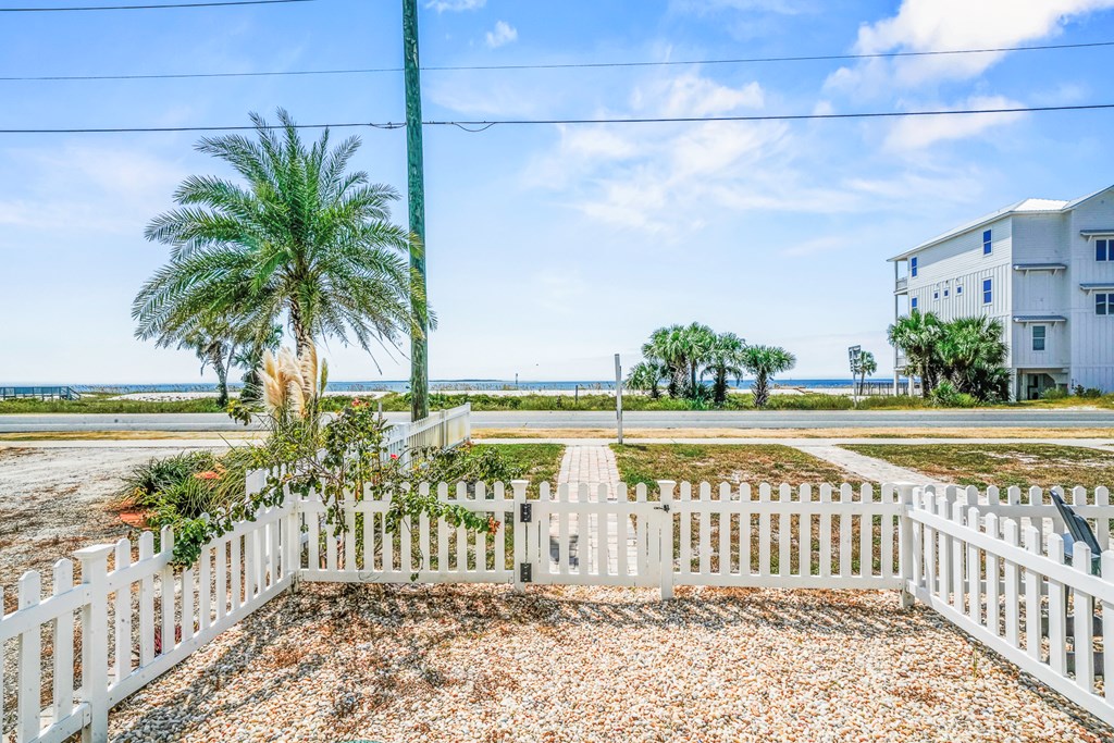 7166 Hwy 98 W, Port St. Joe 32456