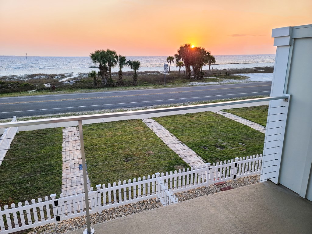 7166 Hwy 98 W, Port St. Joe 32456