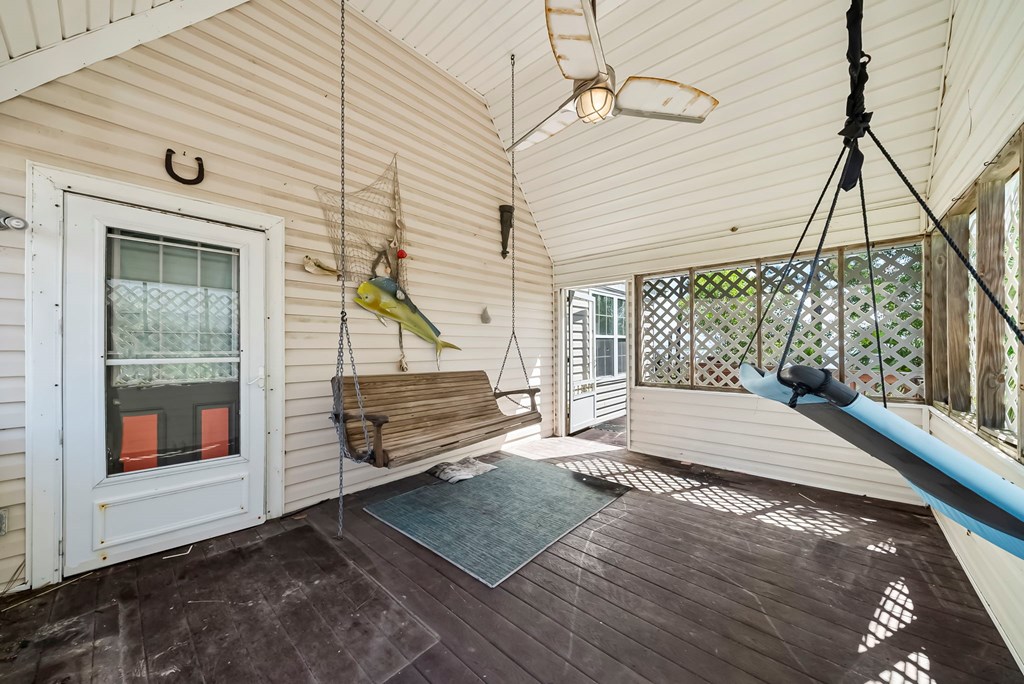 181 Pilot Dr, Port St. Joe 32456