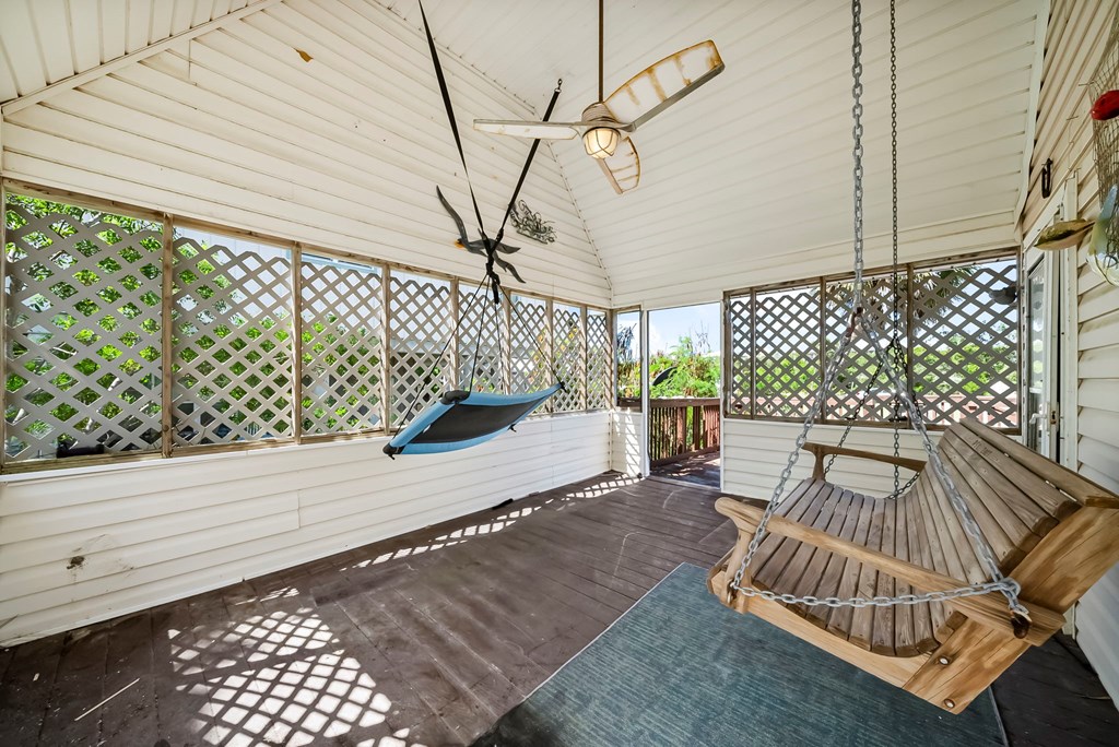 181 Pilot Dr, Port St. Joe 32456