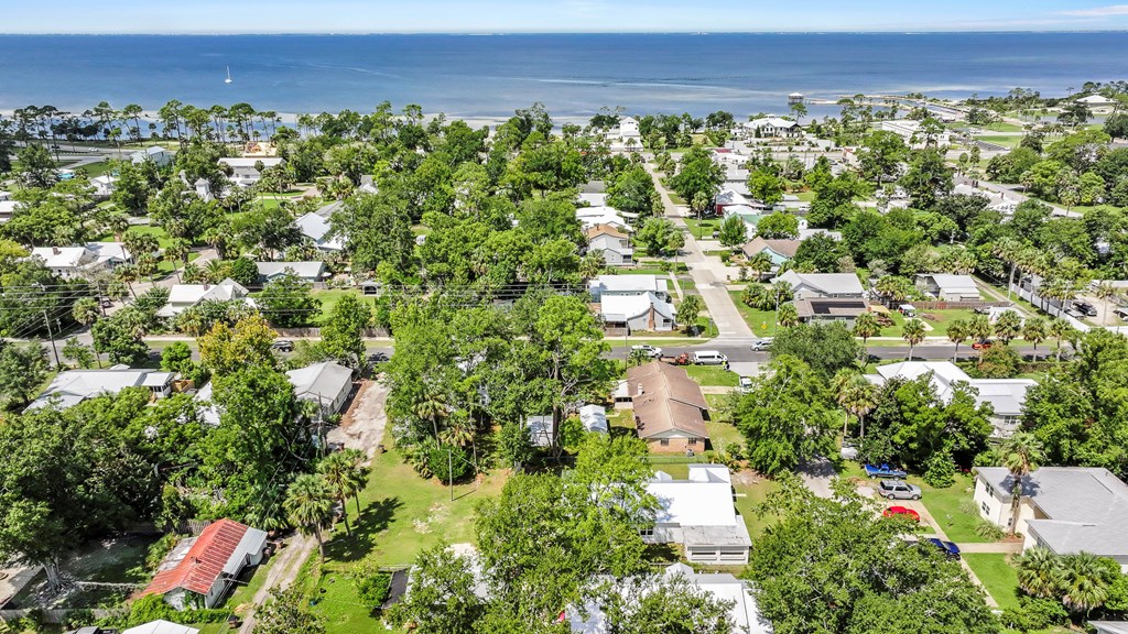 508 7th St, Port St. Joe 32456