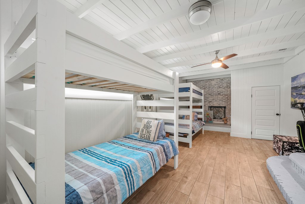 508 7th St, Port St. Joe 32456