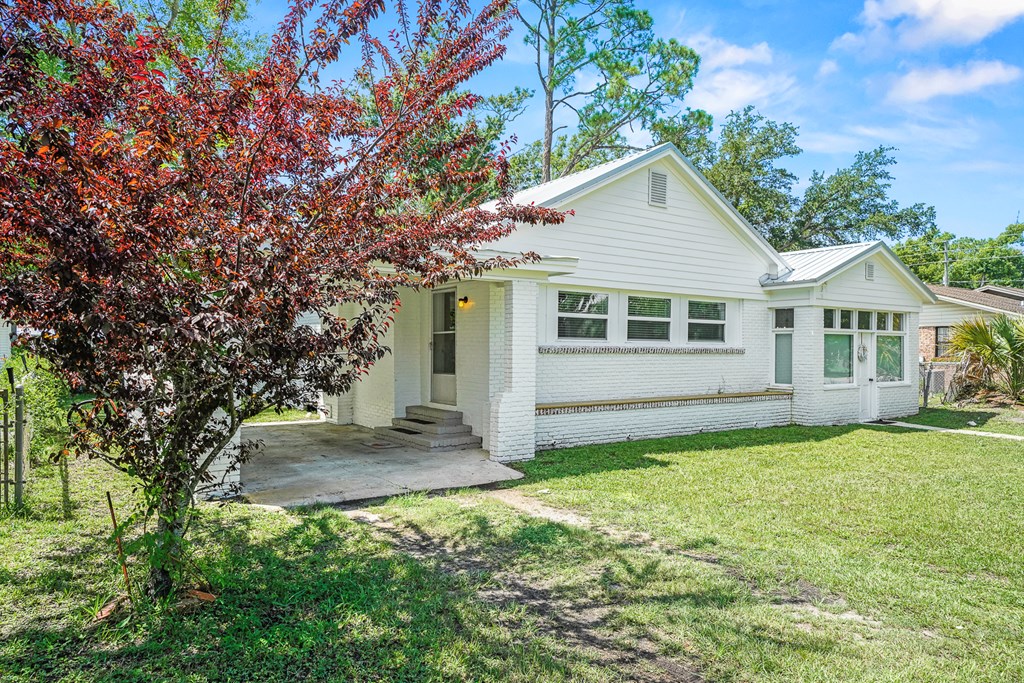 508 7th St, Port St. Joe 32456