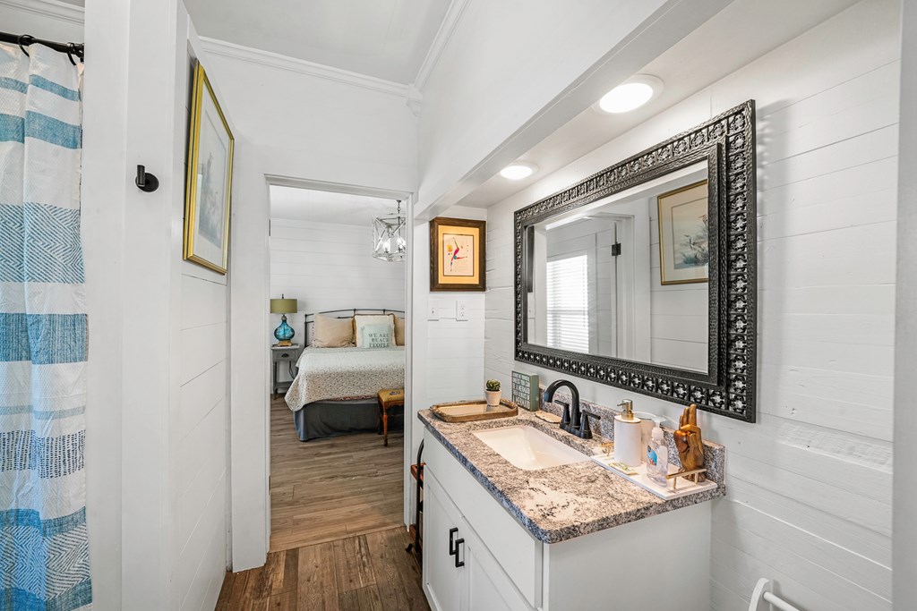 508 7th St, Port St. Joe 32456