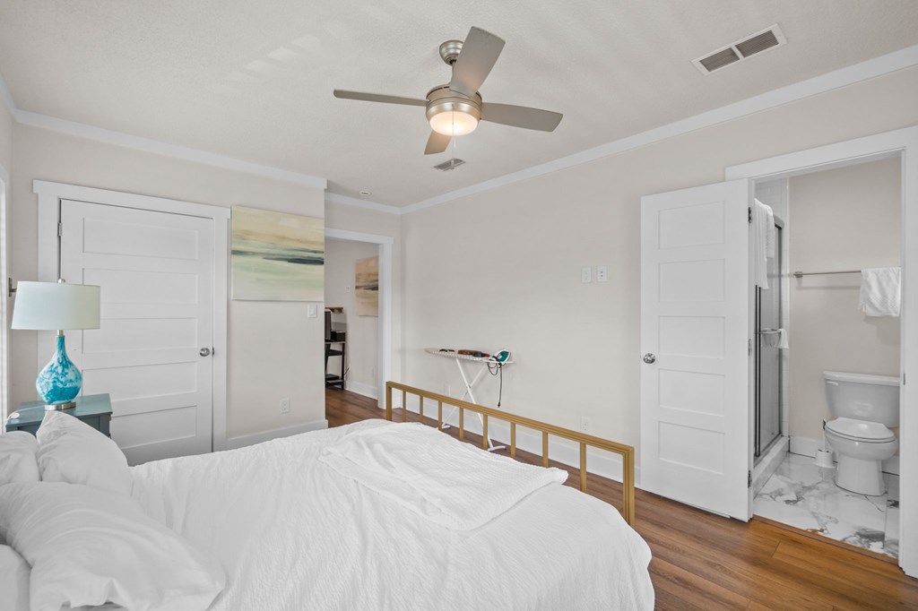 59 Ave D, 32320