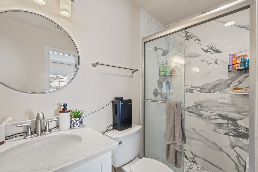 59 Ave D, 32320