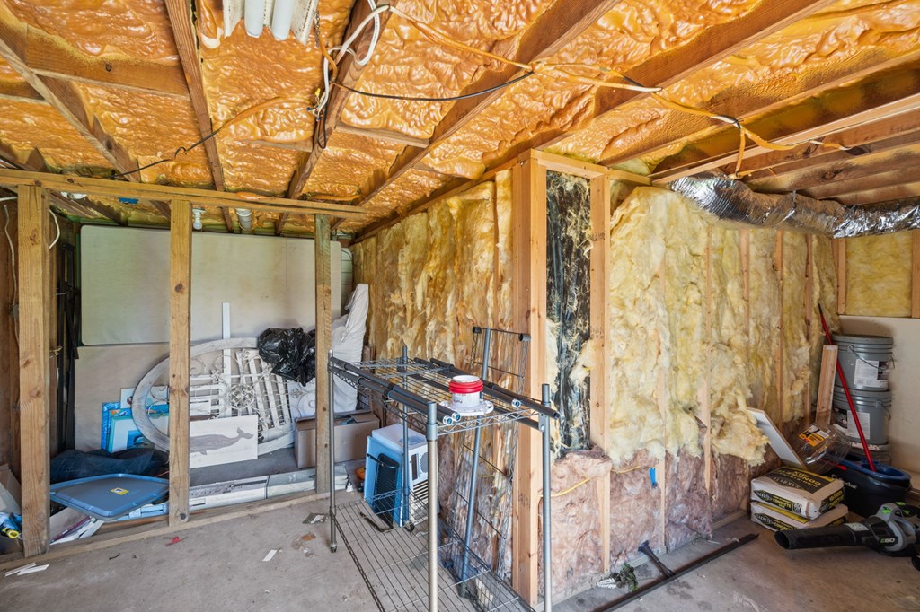 525 8th St, Port St. Joe 32456