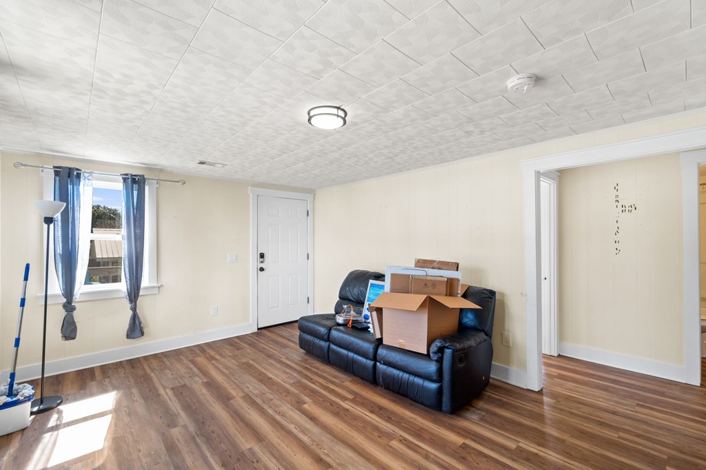 525 8th St, Port St. Joe 32456