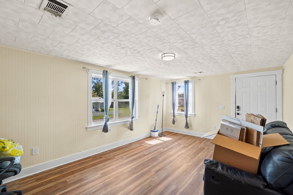 525 8th St, Port St. Joe 32456