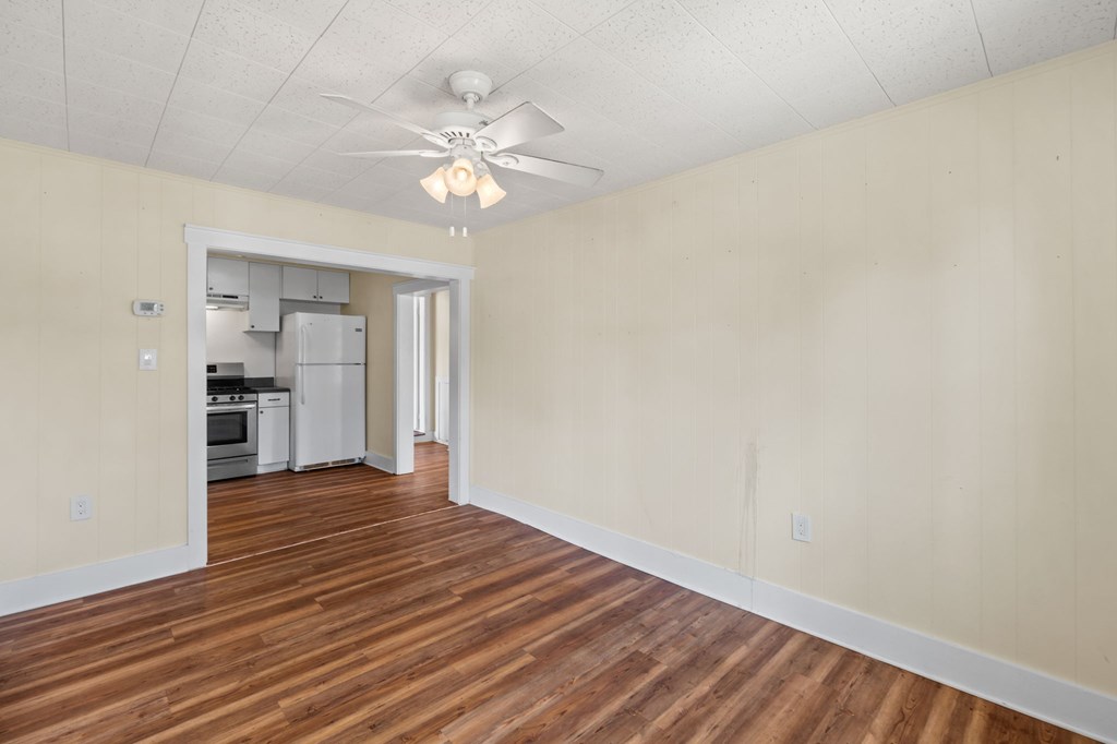 525 8th St, Port St. Joe 32456