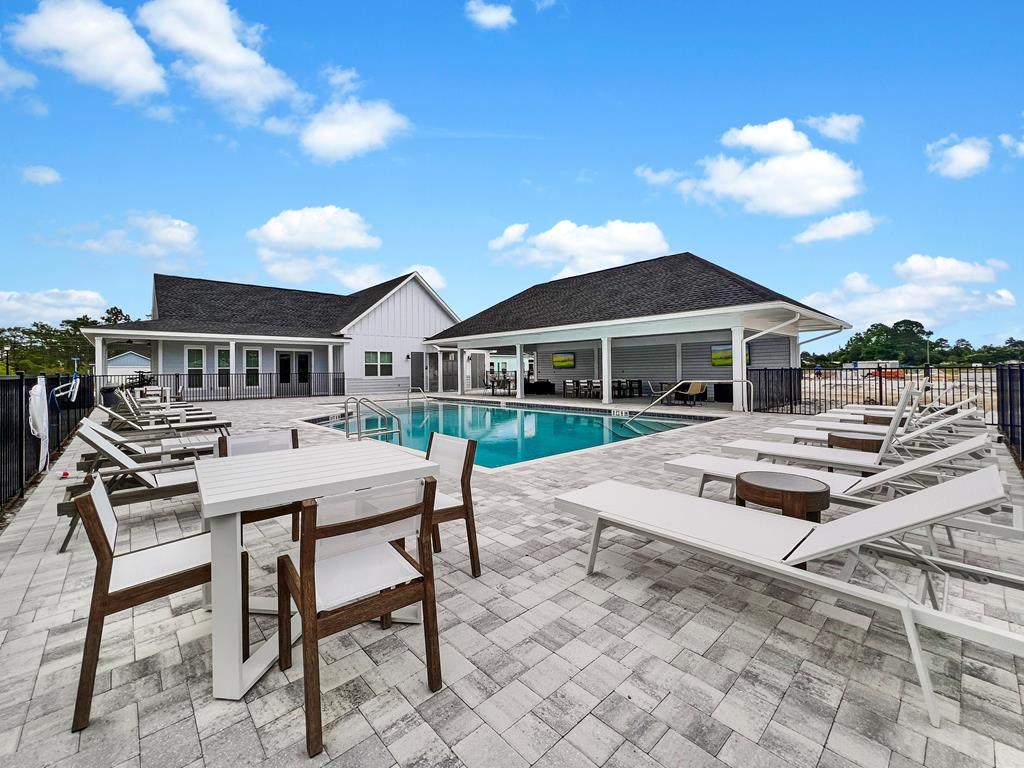 284 Arazzo Way # 2, Port St. Joe 32456 Unit: 2