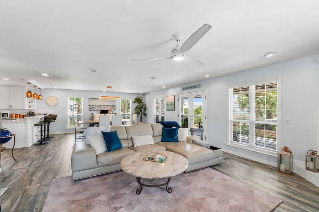 7707 Cr 30, Port St. Joe 32456