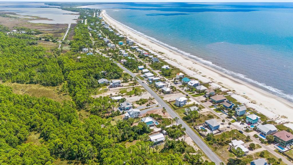 7707 Cr 30, Port St. Joe 32456