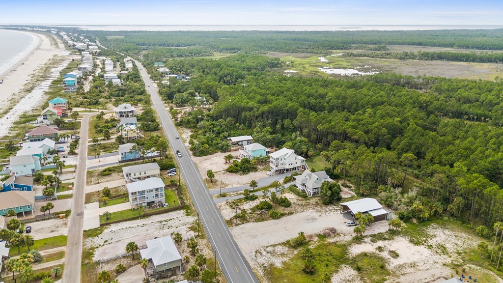 7707 Cr 30, Port St. Joe 32456